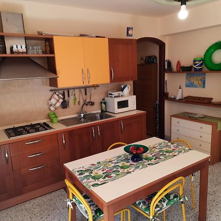 Casa Susanna Fondachello  Bagian luar foto