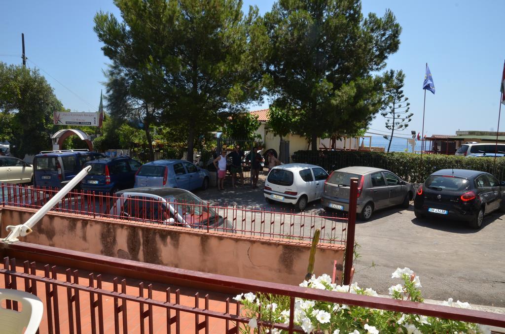 Casa Susanna Fondachello  Bagian luar foto