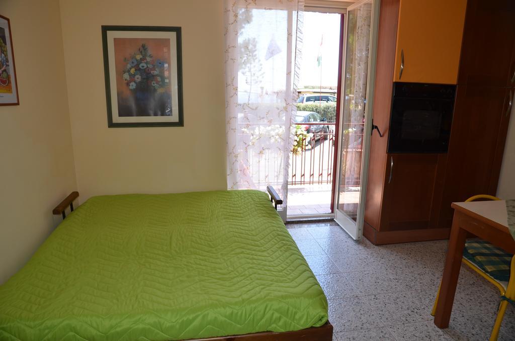 Casa Susanna Fondachello  Bagian luar foto