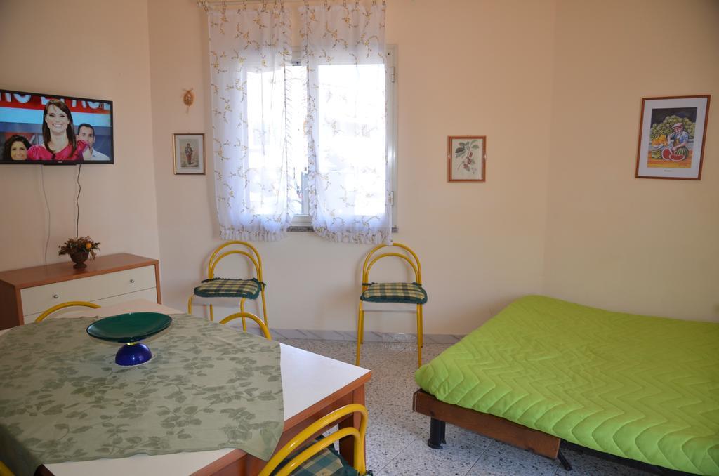 Casa Susanna Fondachello  Bagian luar foto