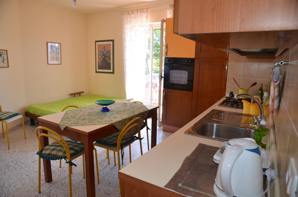Casa Susanna Fondachello  Bagian luar foto