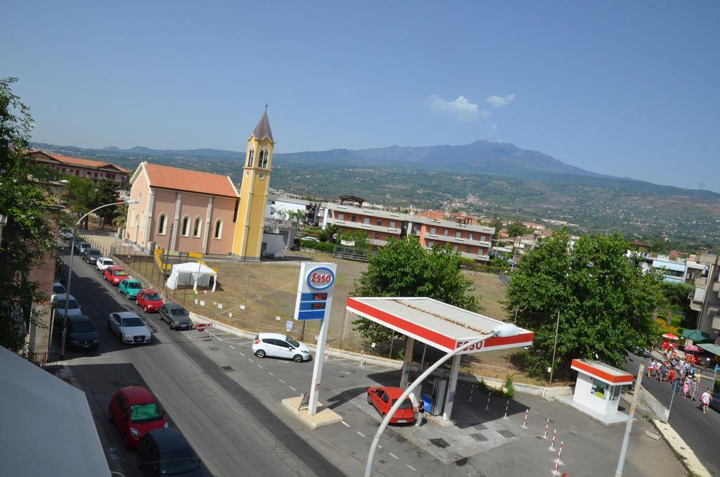 Casa Susanna Fondachello  Bagian luar foto