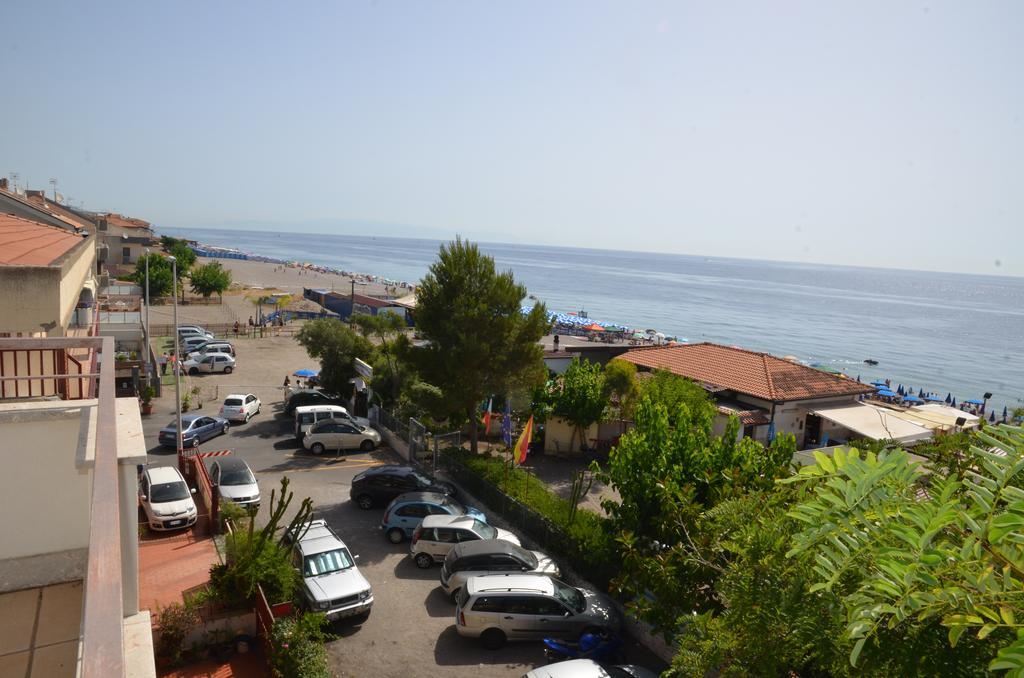 Casa Susanna Fondachello  Bagian luar foto